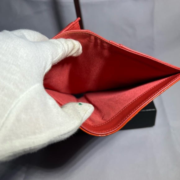 Chanel red/orange quilted patent leather wallet - Picture 13 of 14